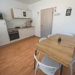 Do Avta 4* Ljubljana