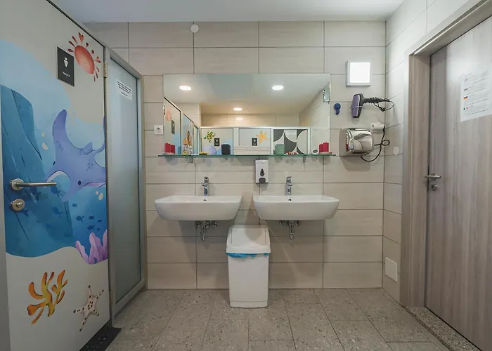 Do Avta ゲストハウス 4*